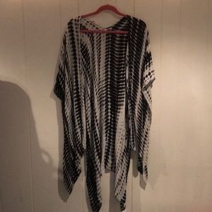 Black and white kimono